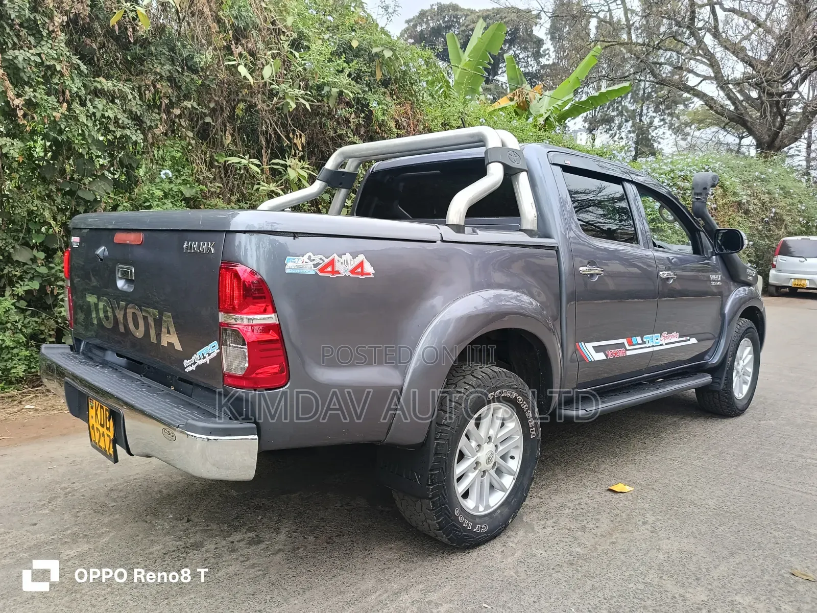 Toyota Hilux 3.0 D-4D 4x4 2014 Gray