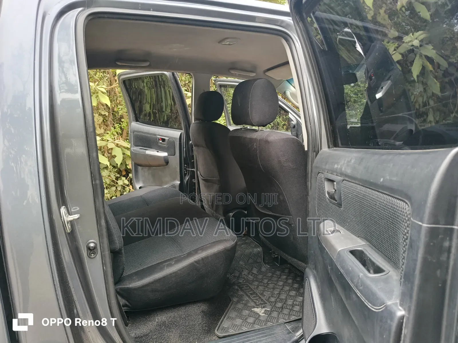 Toyota Hilux 3.0 D-4D 4x4 2014 Gray