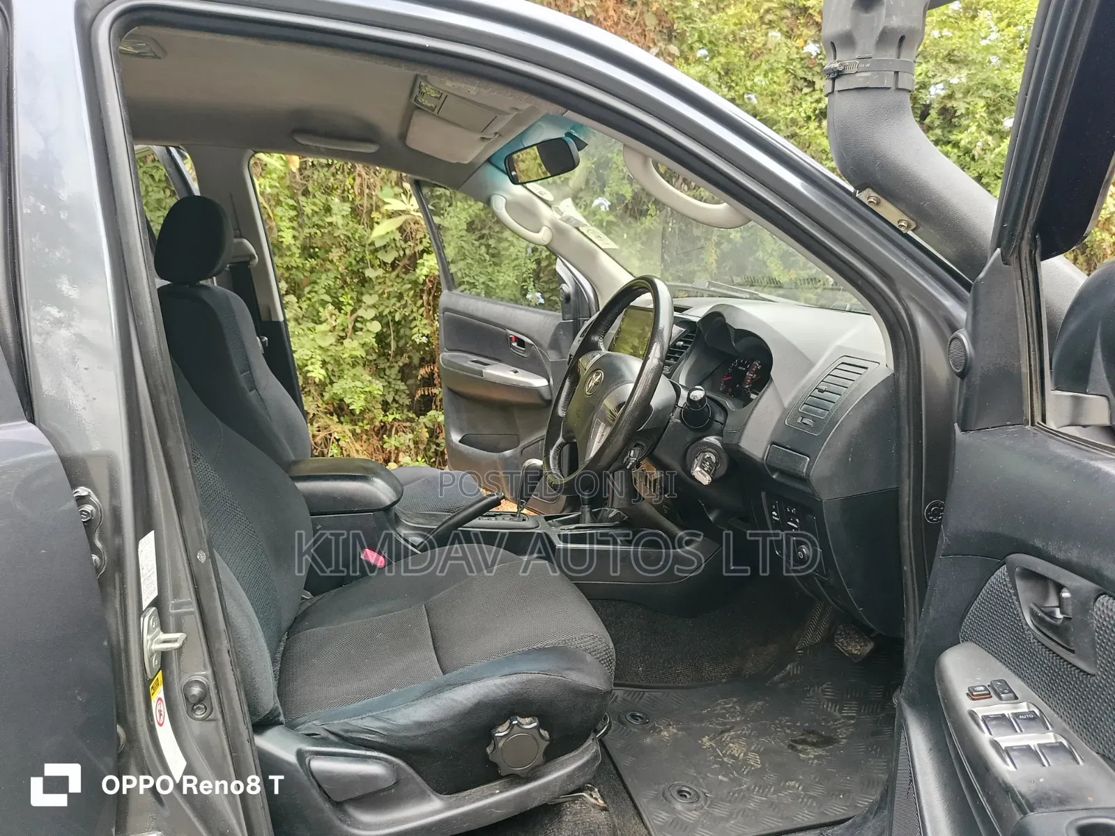 Toyota Hilux 3.0 D-4D 4x4 2014 Gray