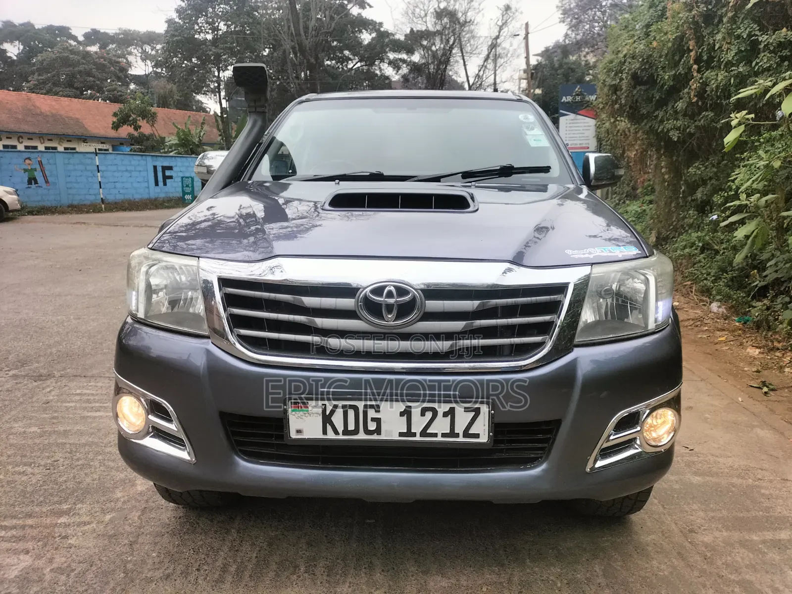 Toyota Hilux 2014 Gray