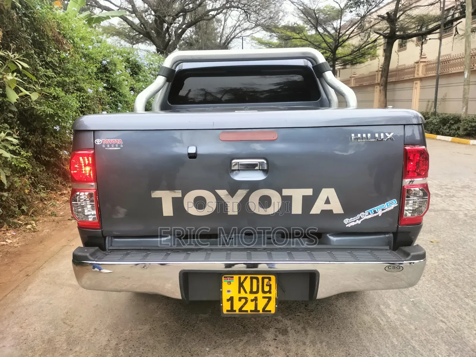 Toyota Hilux 2014 Gray