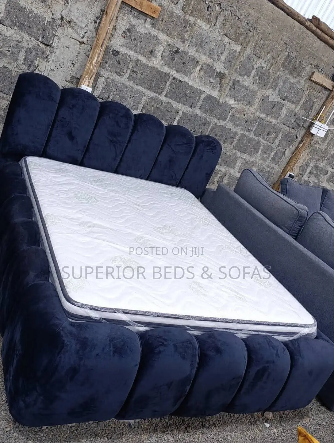 5x6 Navy Scalloped Cloud Chester Bubble Bed