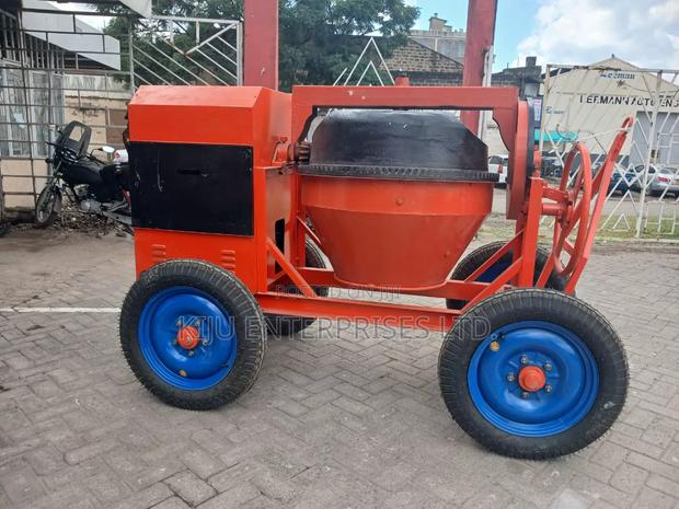 Concrete Mixer - thumbnail 2