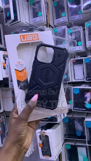 Urban Armor Gear (UAG) Pathfinder MagSafe Rugged Case in Black Ip 14