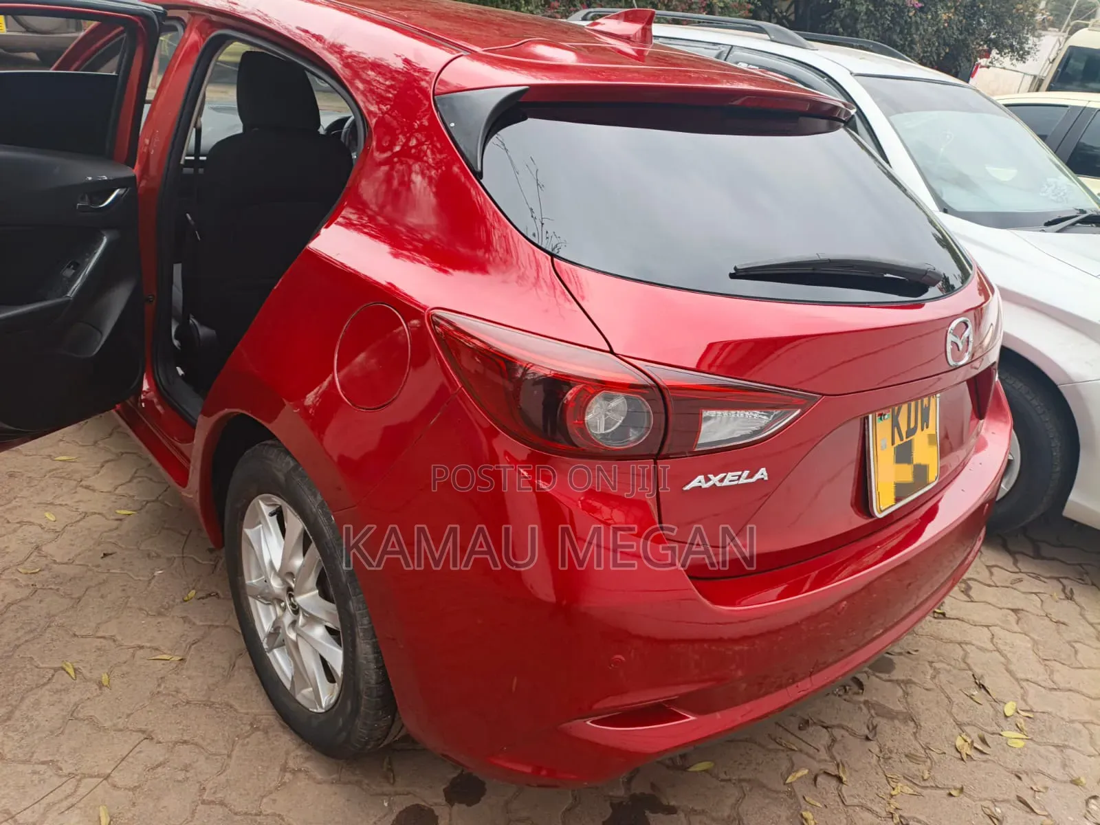 Mazda Axela 2018 Red