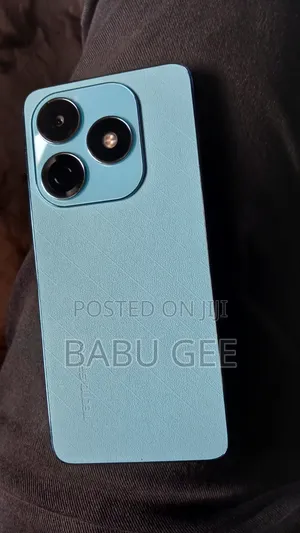 Tecno Spark 20 128 GB Blue