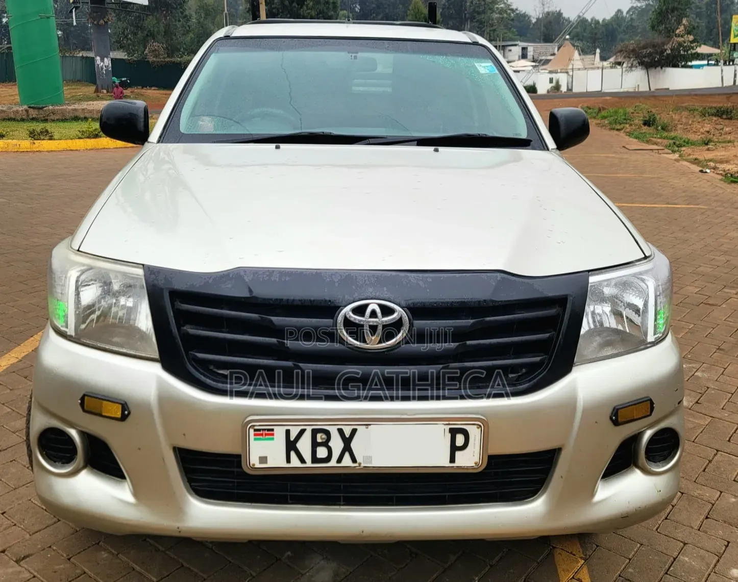 Toyota Hilux 2013 Gold