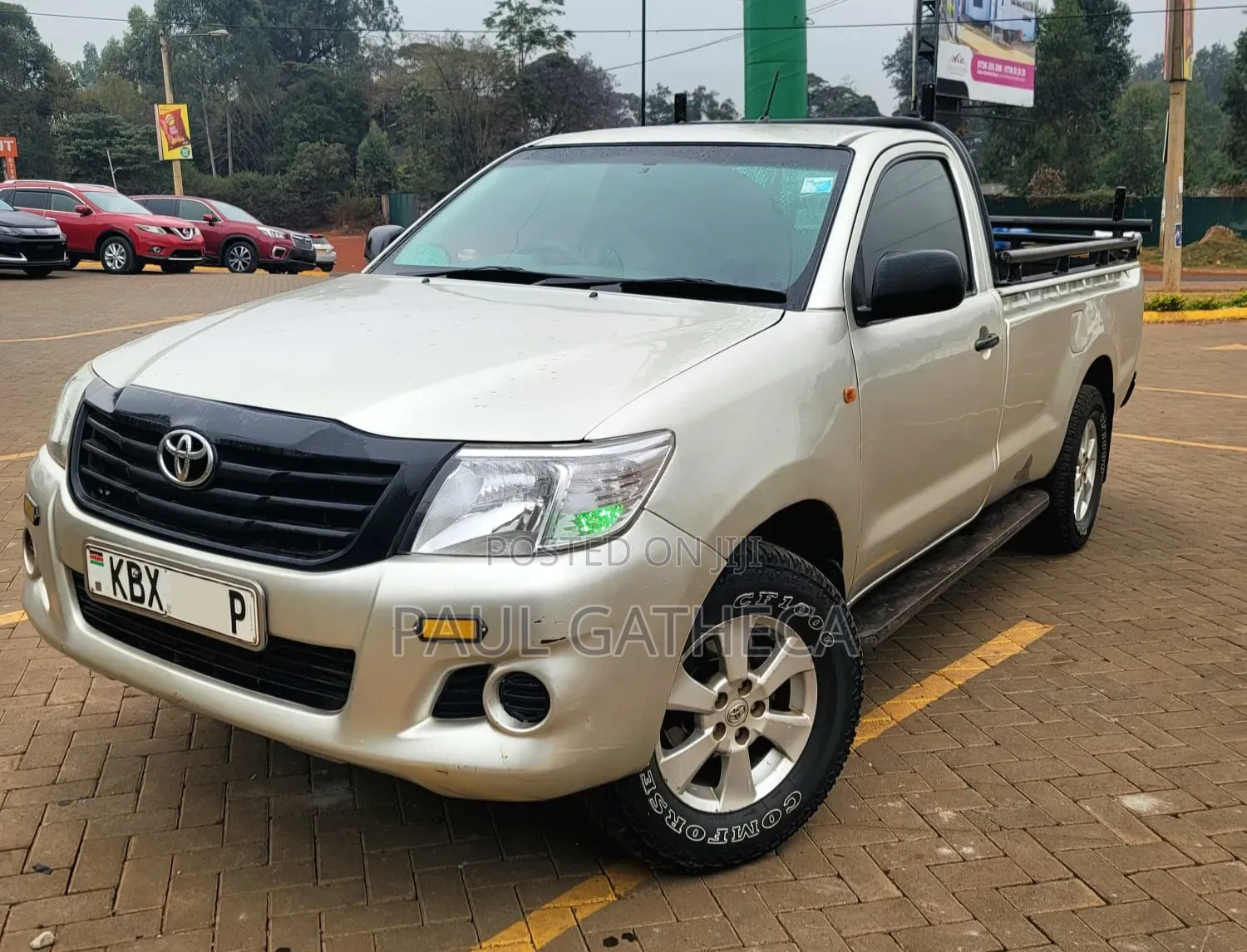 Toyota Hilux 2013 Gold