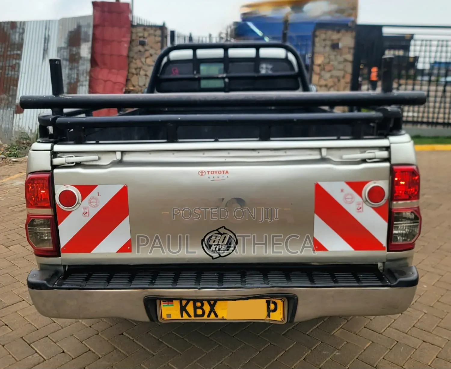 Toyota Hilux 2013 Gold