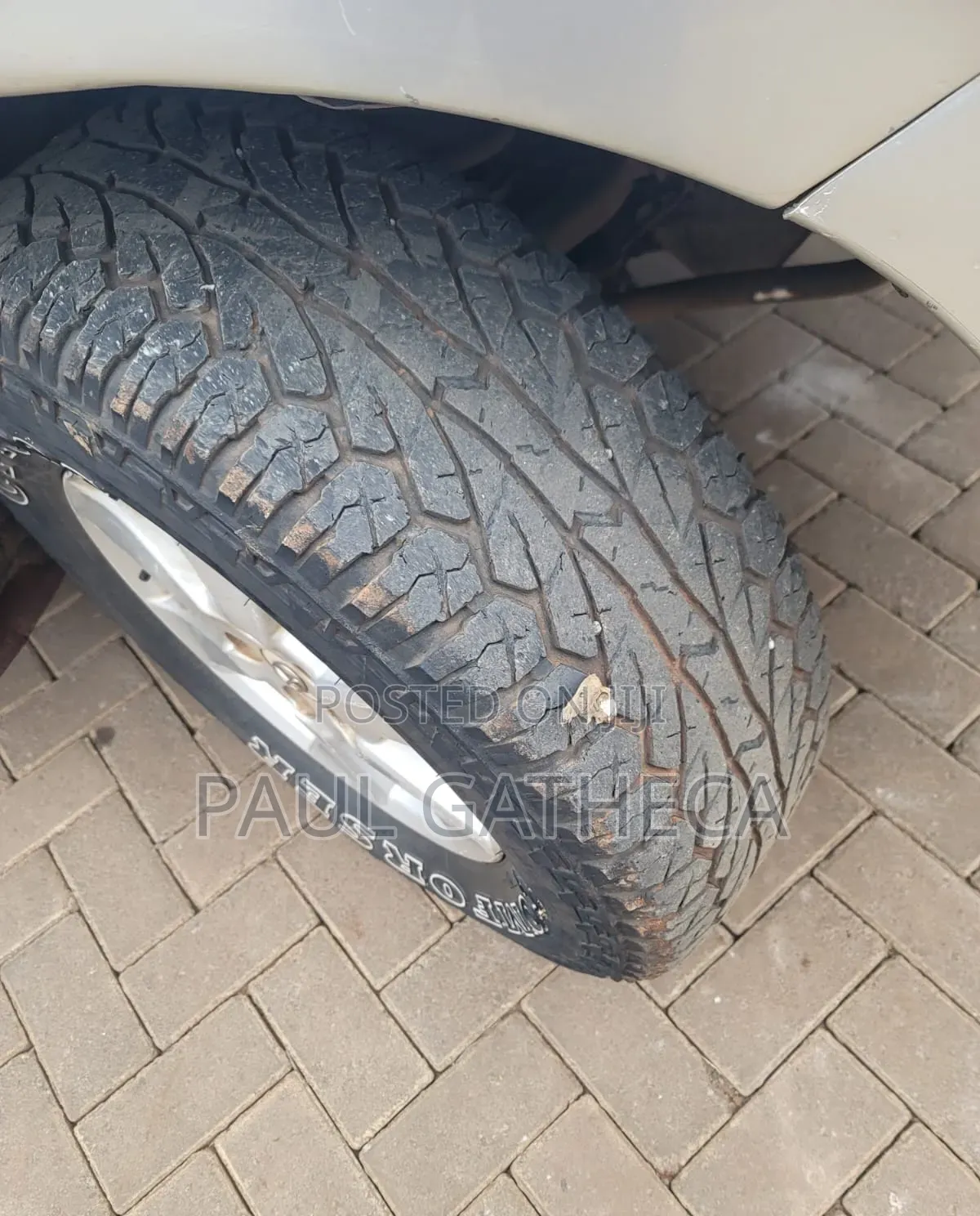Toyota Hilux 2013 Gold
