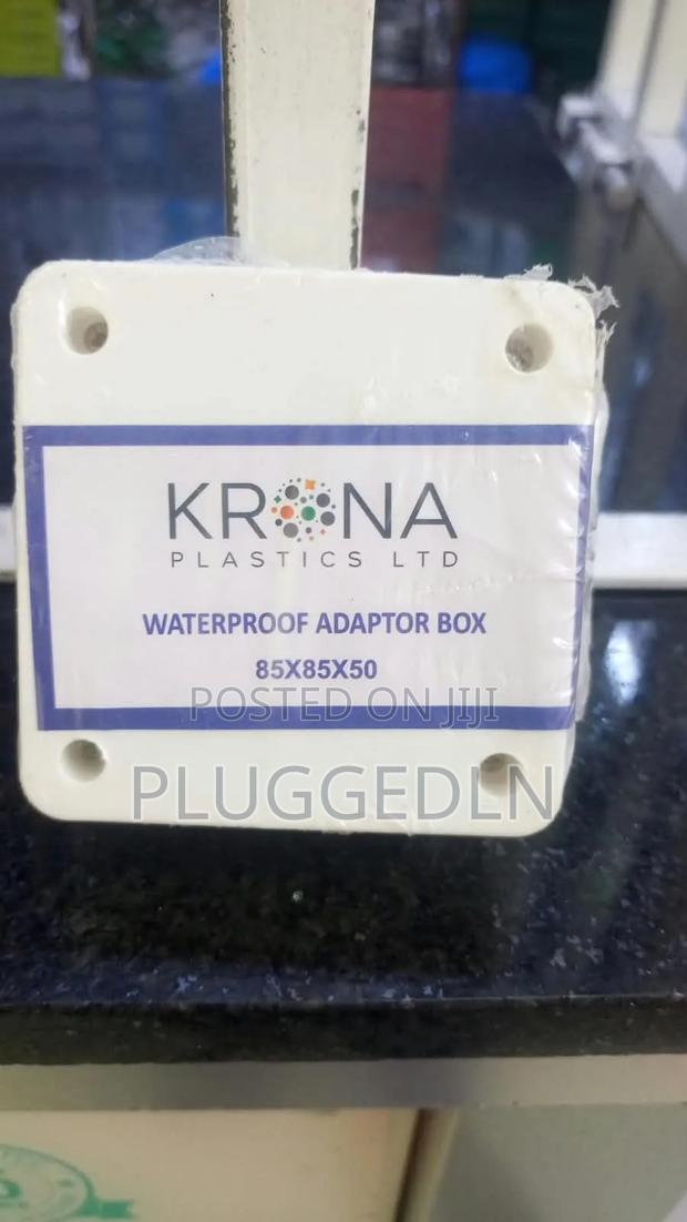 Waterproof Adaptor Box Dimensions of 85x85x50