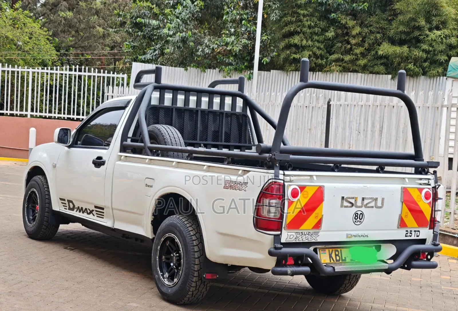 Isuzu D-MAX 2009 White