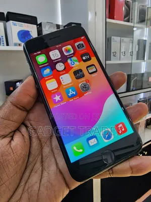 Apple iPhone SE 64 GB
