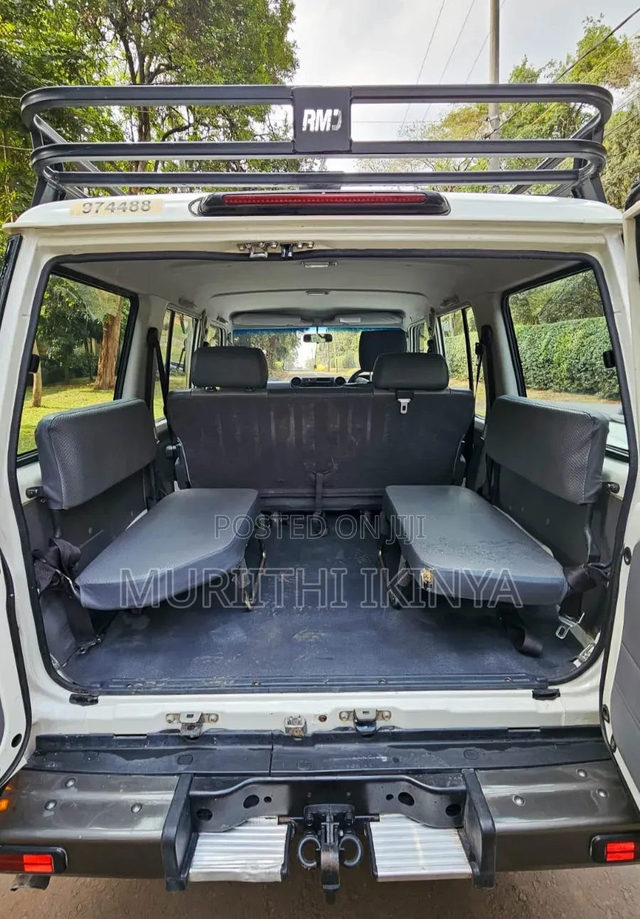 Toyota Land Cruiser 2019 White