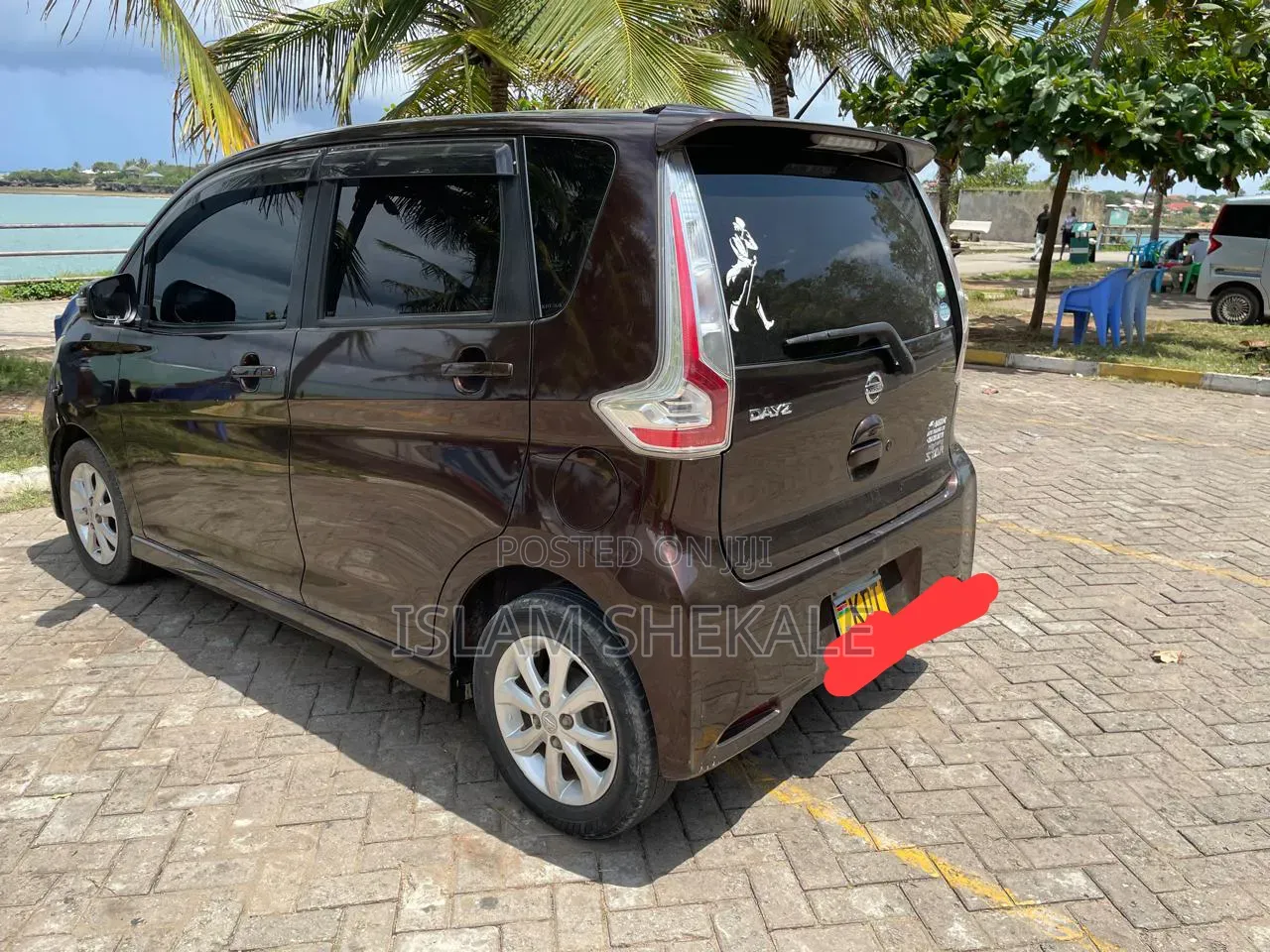 Nissan Dayz 2018 Brown