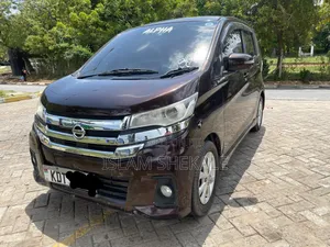 Nissan Dayz 2018 Brown