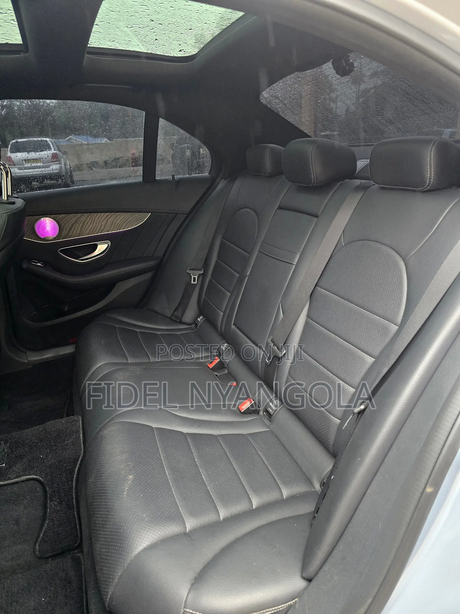 Mercedes-Benz C180 2016 Blue