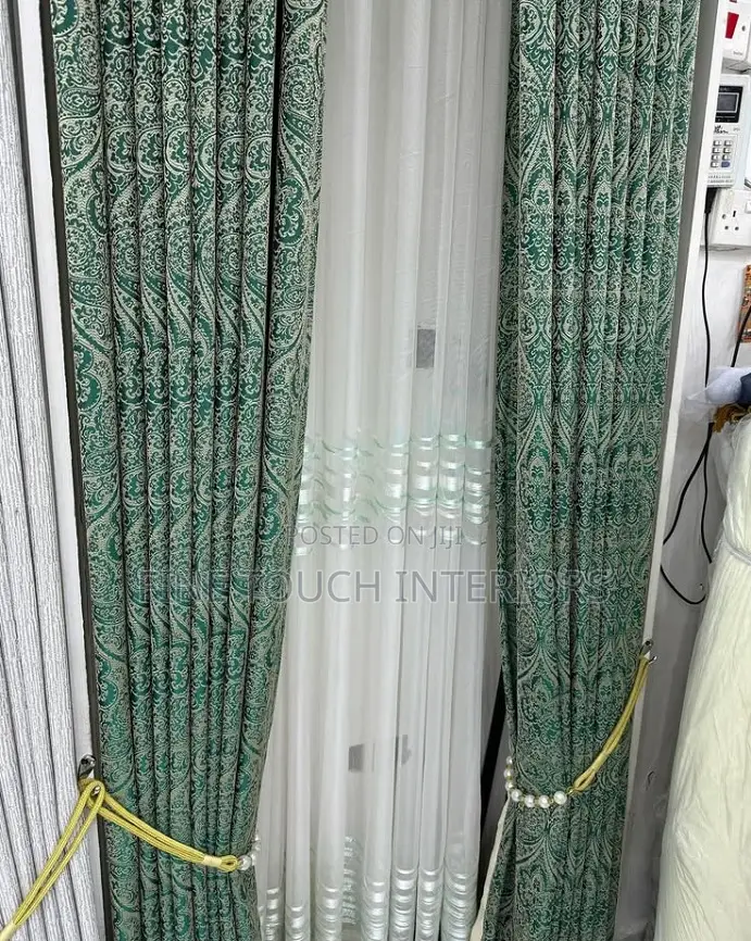 Stylish Home Printed Curtains