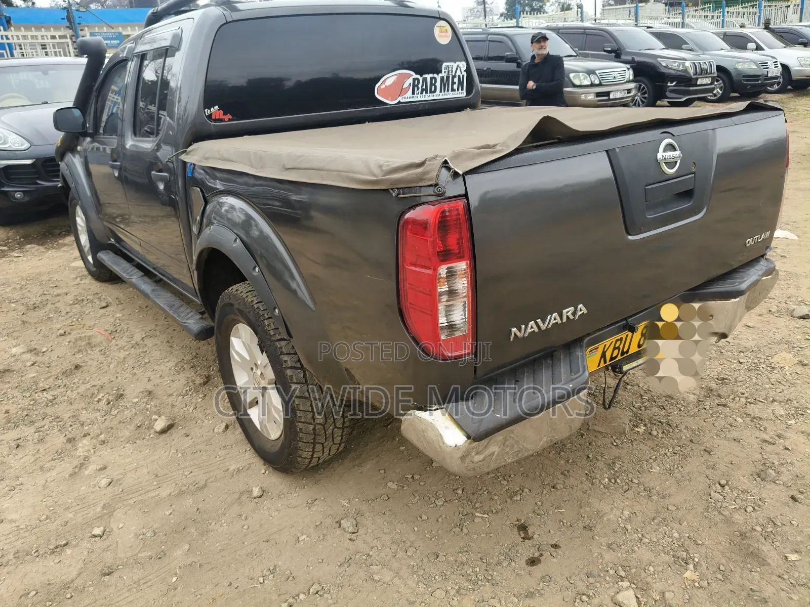 Nissan Navara 2008 Black