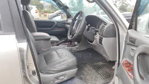 Toyota Land Cruiser 100 4.2 2008 Silver