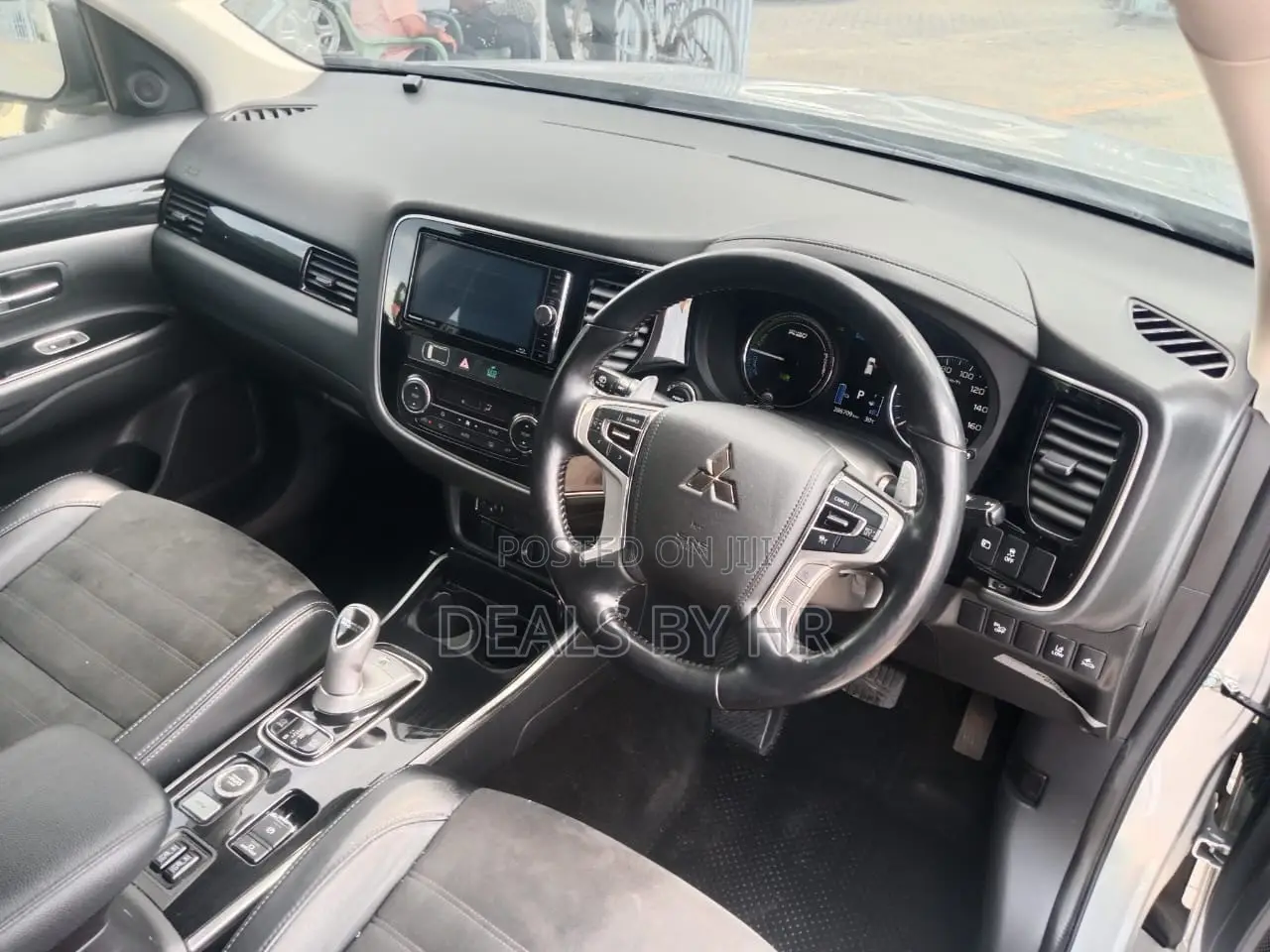 Mitsubishi Outlander 2.4 PHEV AWD 2017 Silver