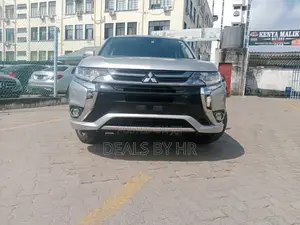 Mitsubishi Outlander 2.4 PHEV AWD 2017 Silver