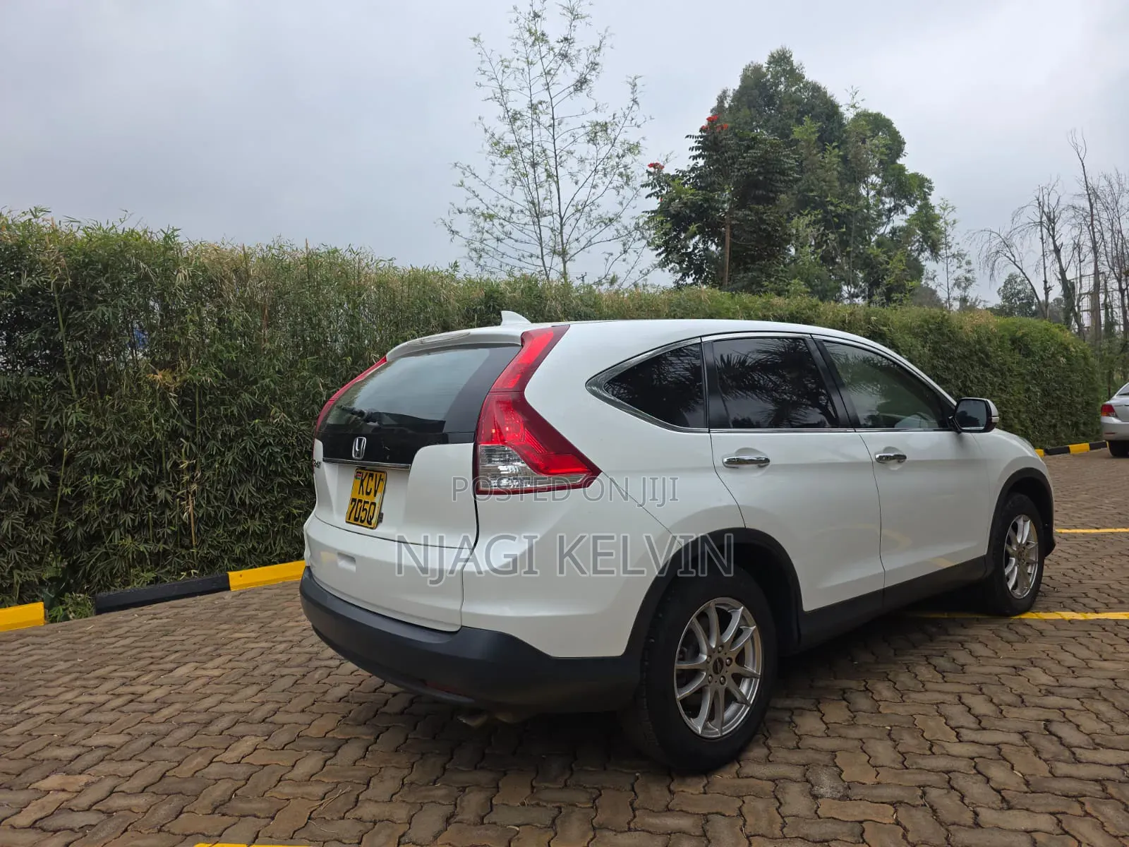 Honda CR-V 2012 White