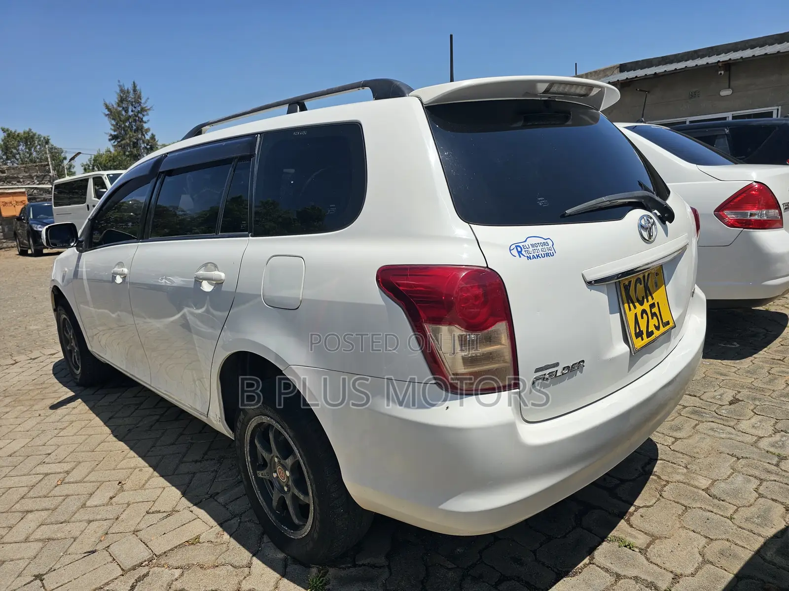 Toyota Corolla Fielder 2010 White