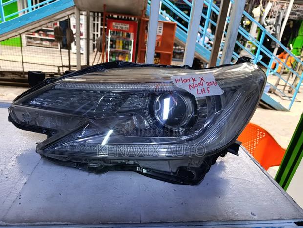 Mark X 2015 Non-Xenon Headlight