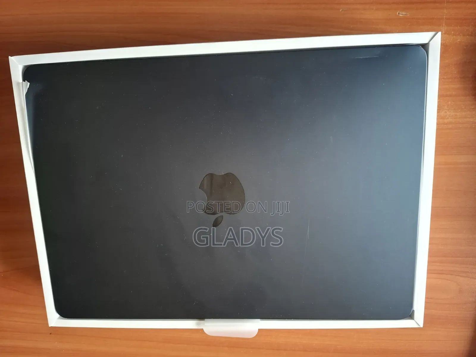 Laptop Apple MacBook Air 2022 M2 8GB Apple M2 SSD 256GB