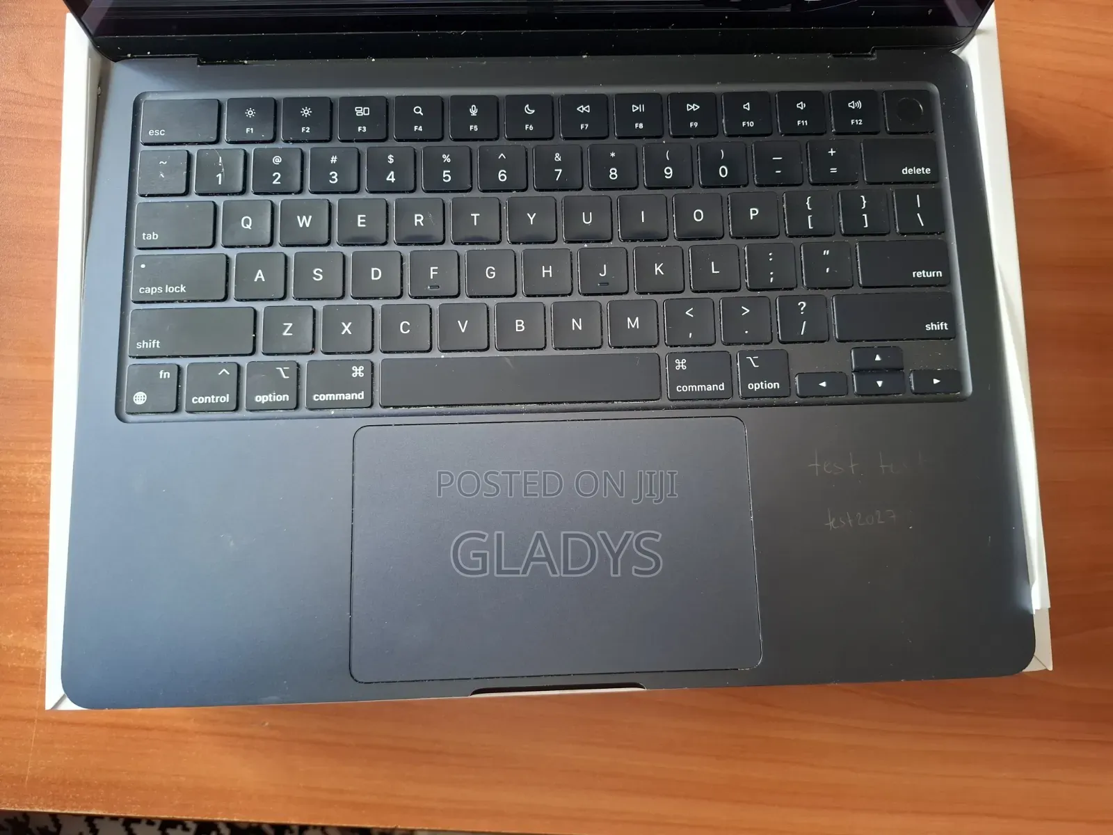 Laptop Apple MacBook Air 2022 M2 8GB Apple M2 SSD 256GB