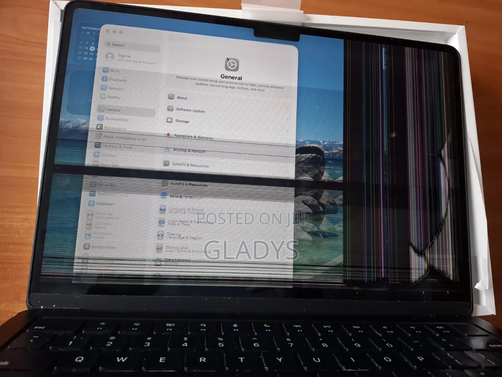 Laptop Apple MacBook Air 2022 M2 8GB Apple M2 SSD 256GB