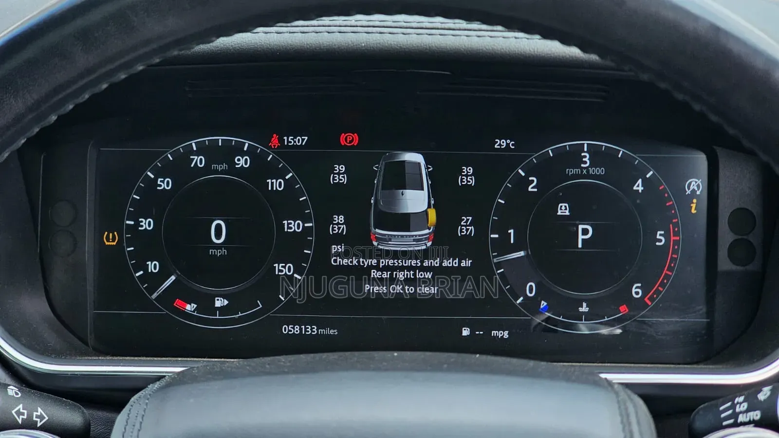 Land Rover Range Rover Vogue 2020 Gold