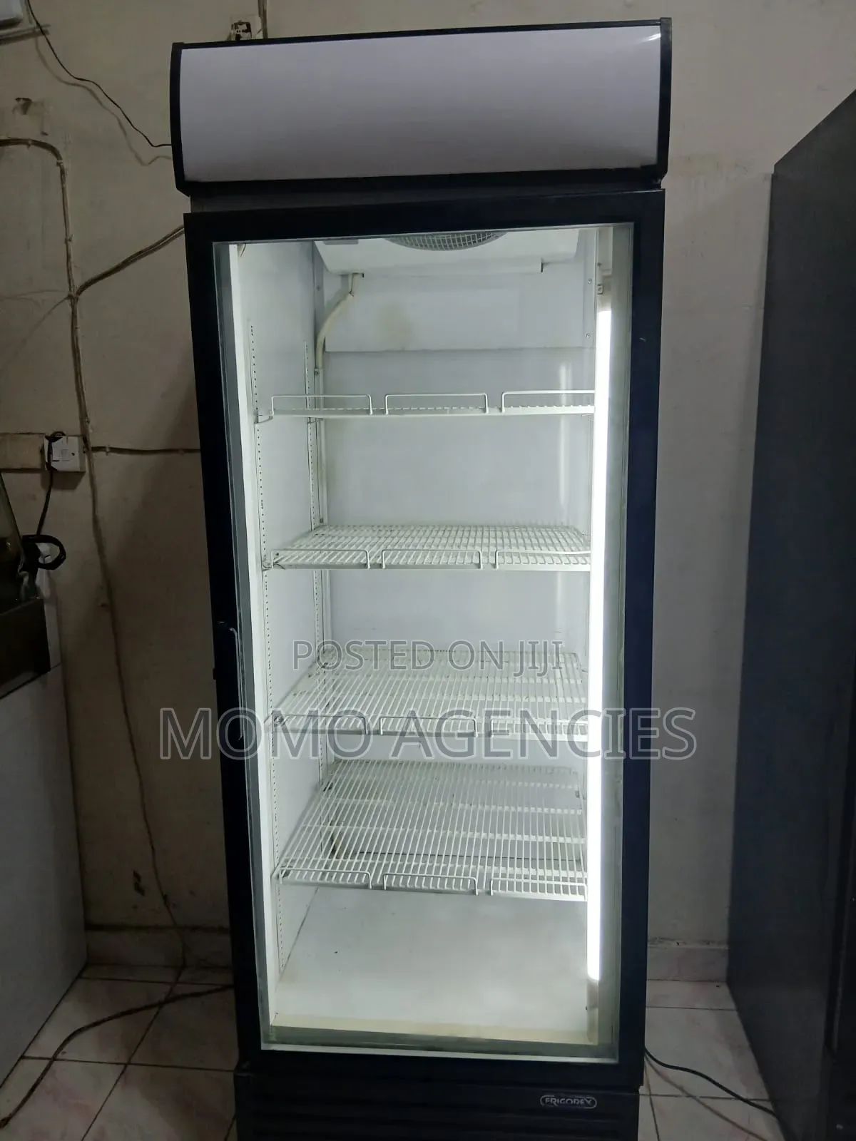 Fridge Display 650l Single Door