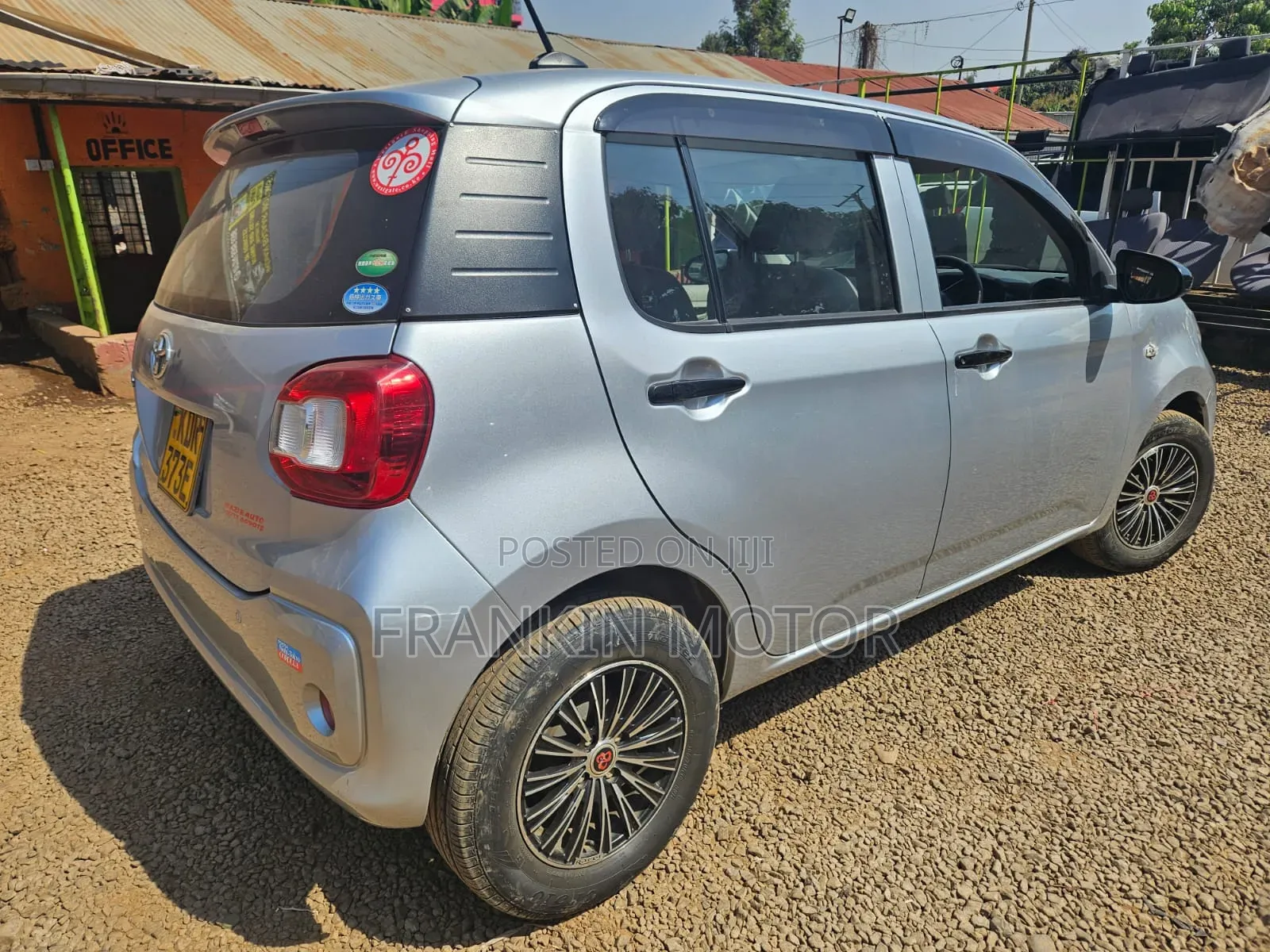 Toyota Passo 1.0 FWD 2017 Silver
