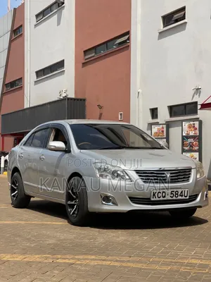 Toyota Premio 2012 Silver