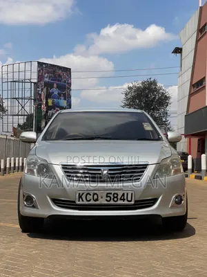 Toyota Premio 2012 Silver