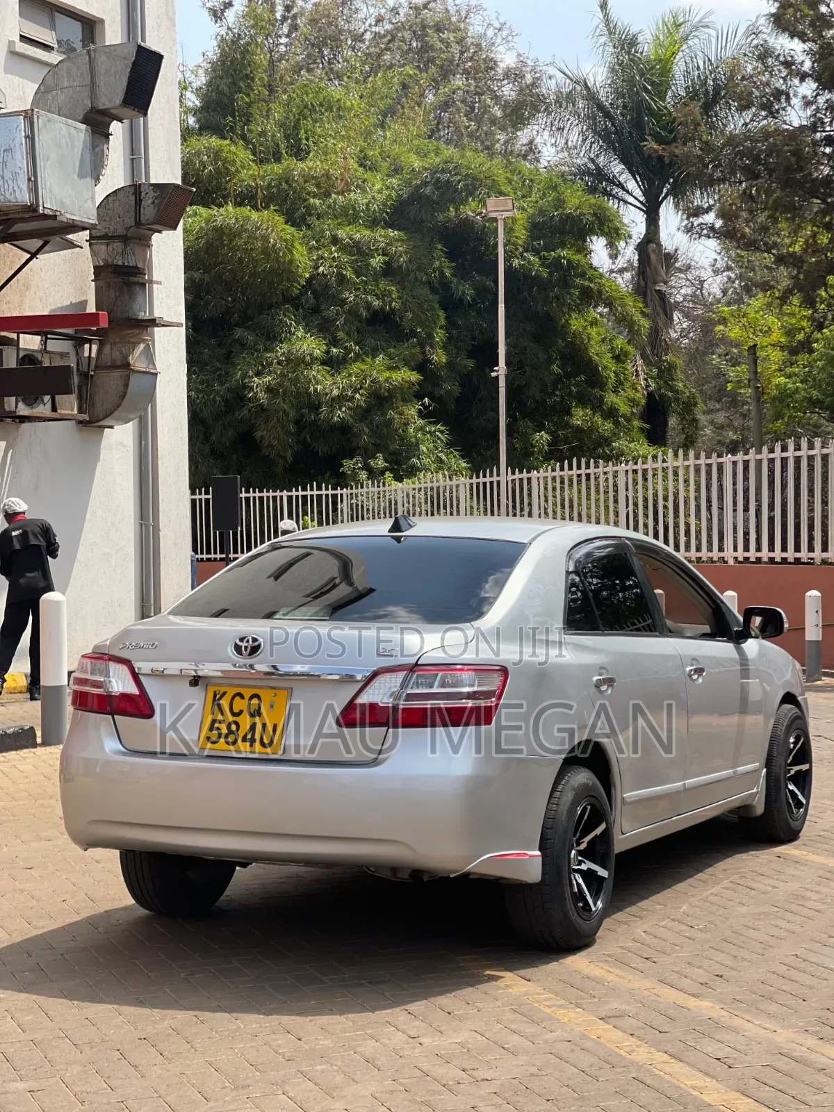 Toyota Premio 2012 Silver