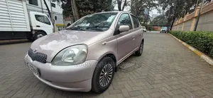 Toyota Vitz 2000 Pink