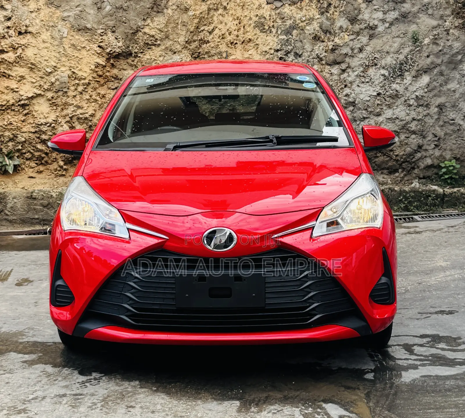 Toyota Vitz 2019 Red