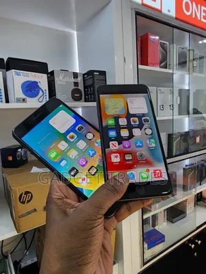 Apple iPhone 8 Plus 64 GB