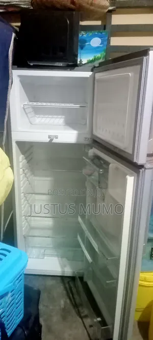 Ramtons Double Door Fridge.213L