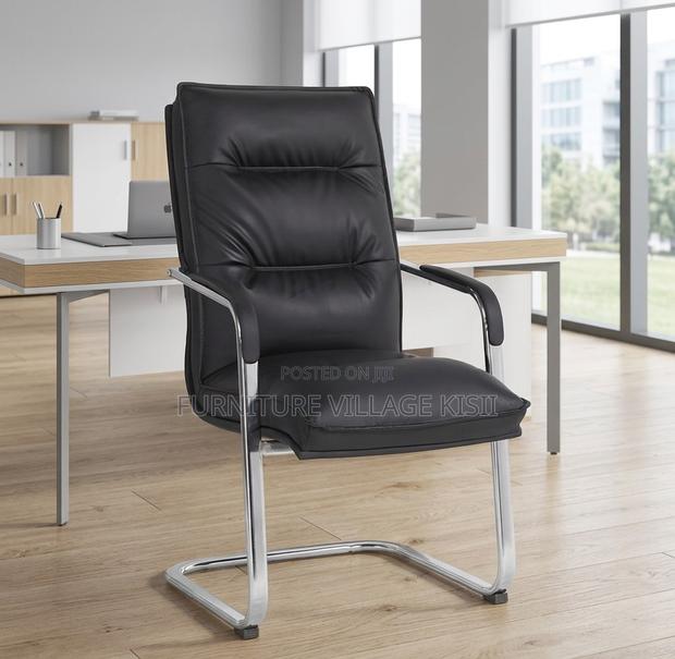 Office Chair; Modern Executive Leather Guest Chair