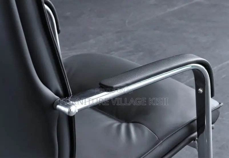 Office Chair; Modern Executive Leather Guest Chair