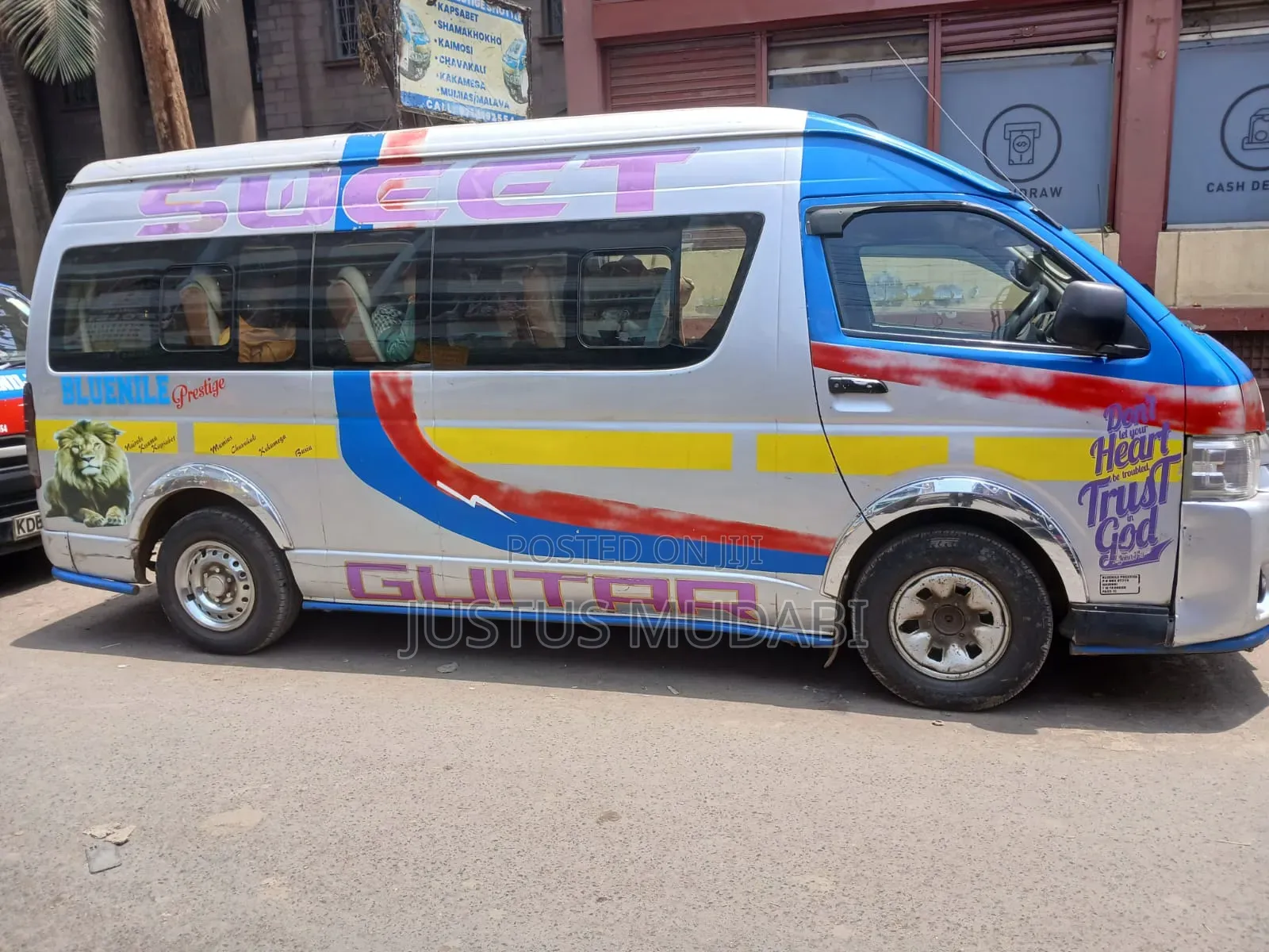 Toyota HiAce 2016 Silver