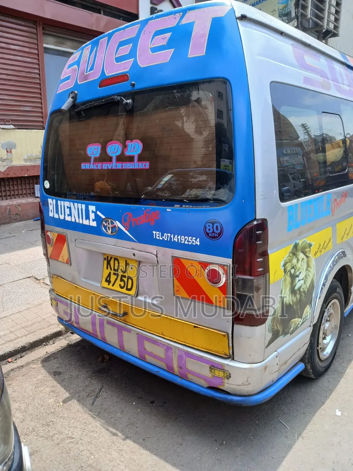 Toyota HiAce 2016 Silver