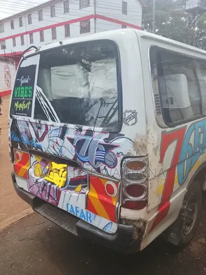 Toyota HiAce 2003 White