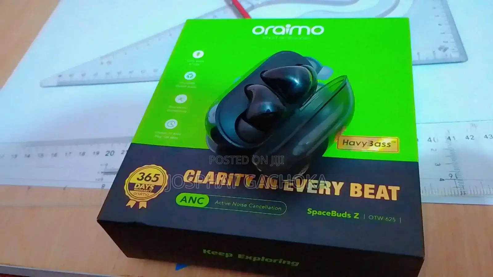 Oraimo SpaceBuds Z (OTW-625) ANC: Like New ( 2 Weeks Used)