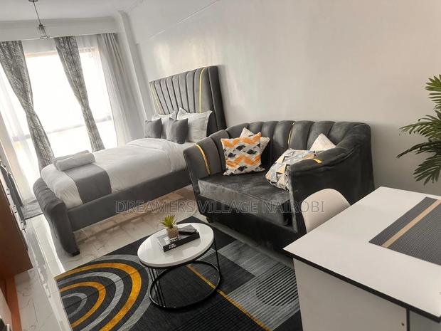 Spacious Studio in Kilimani / Fully Furnished