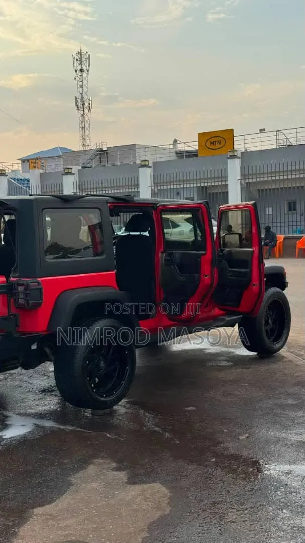 Jeep Wrangler 2013 Red